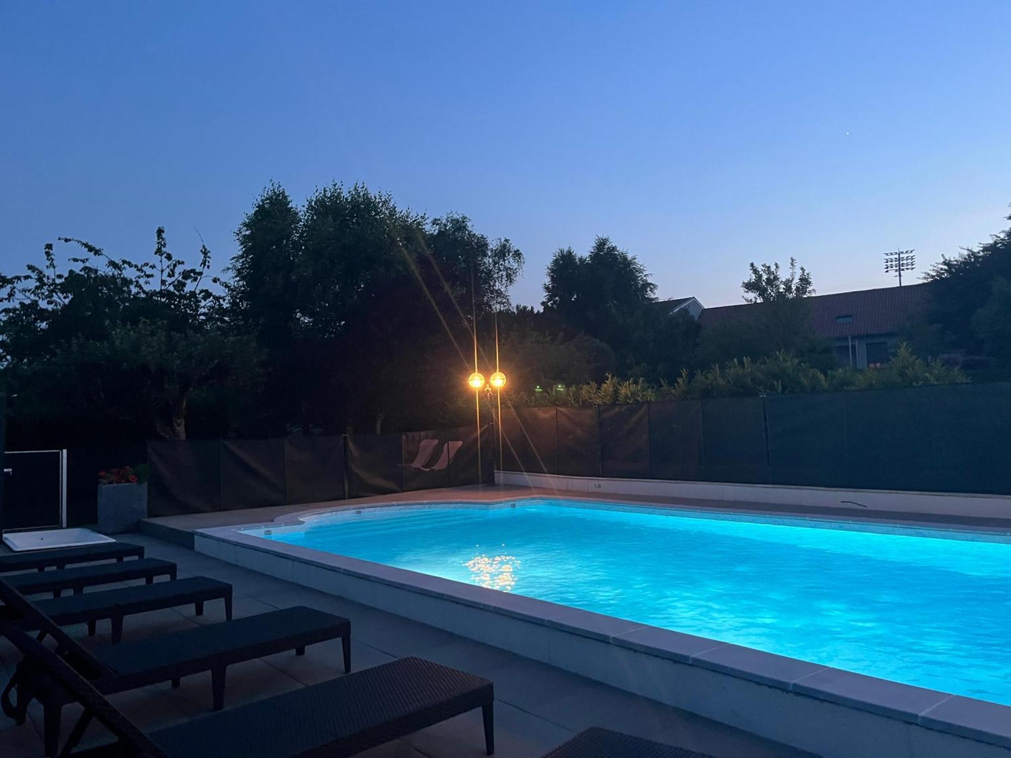 Logis La Thomasse Hotel Aurillac Kültér fotó