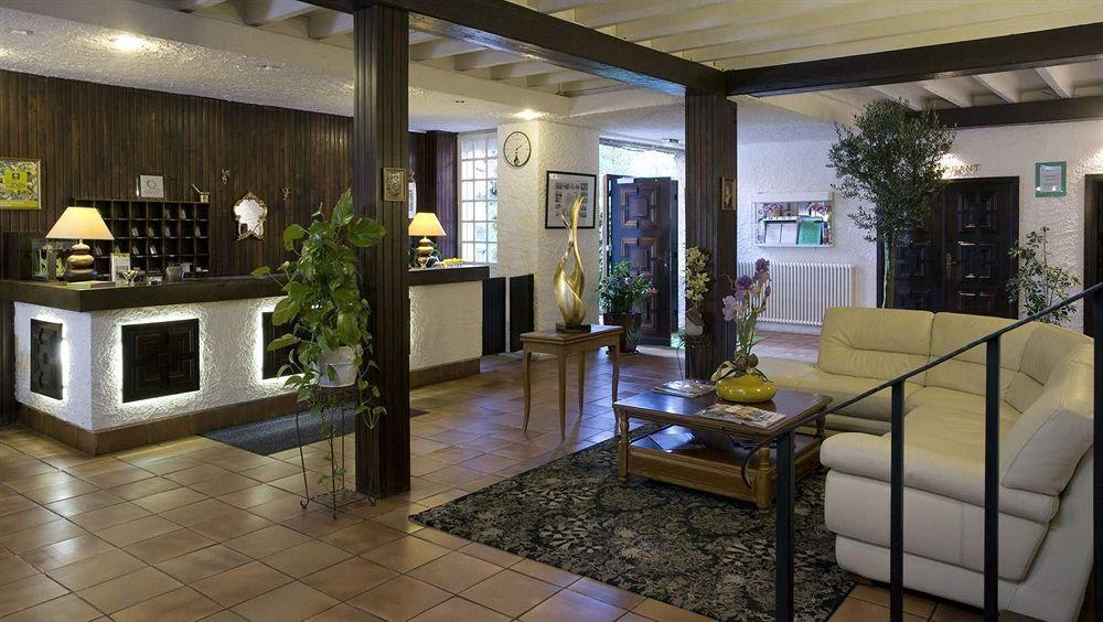 Logis La Thomasse Hotel Aurillac Kültér fotó
