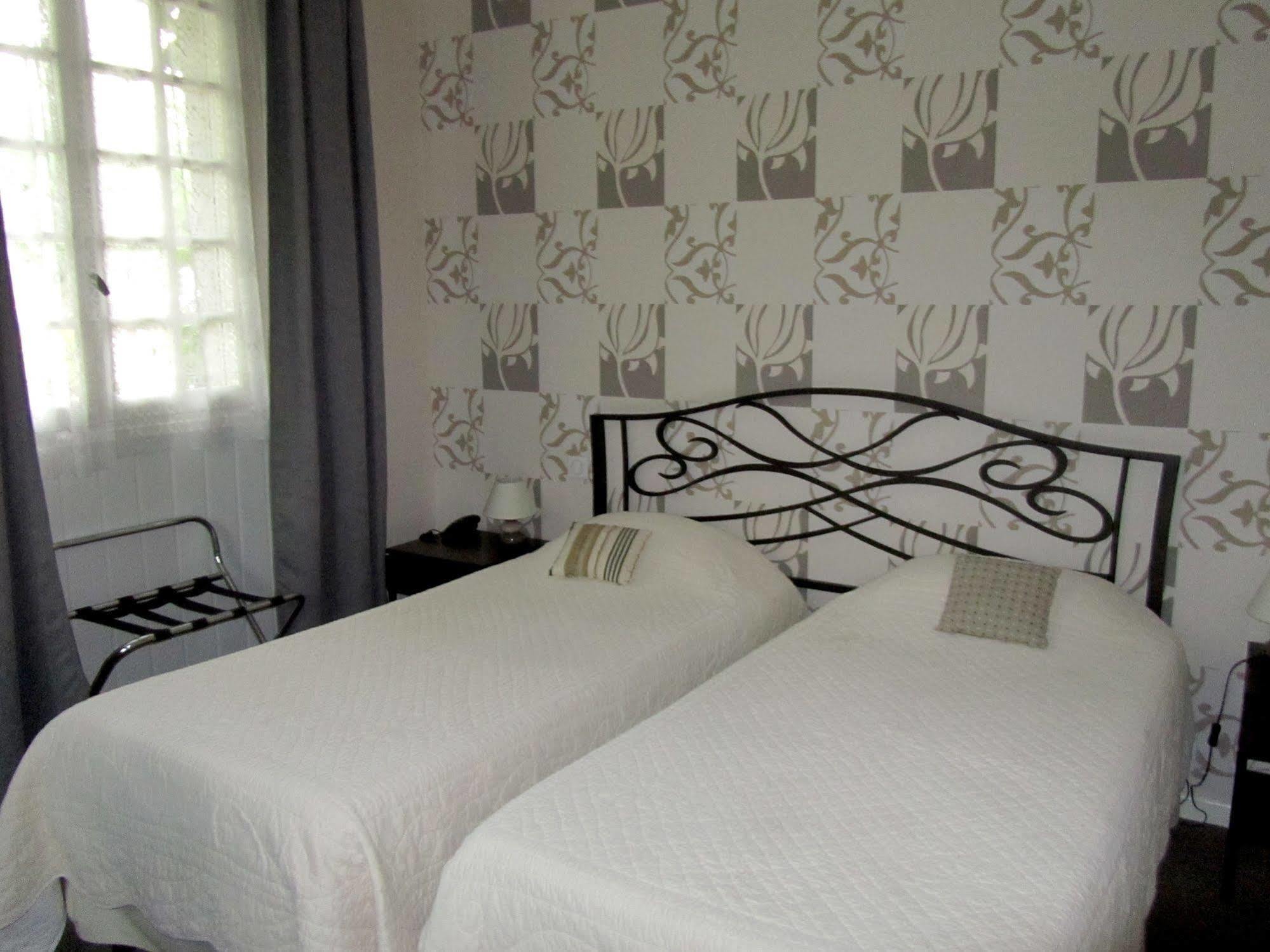 Logis La Thomasse Hotel Aurillac Kültér fotó