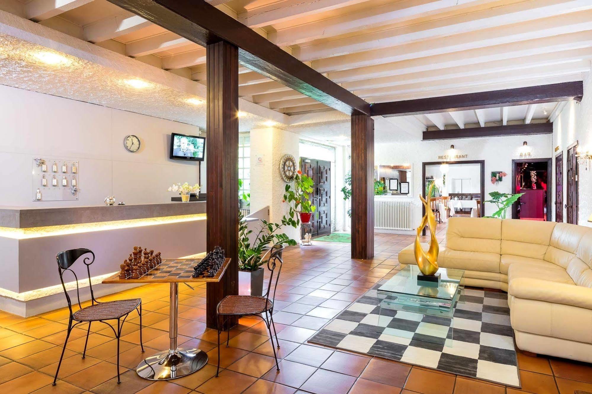 Logis La Thomasse Hotel Aurillac Kültér fotó