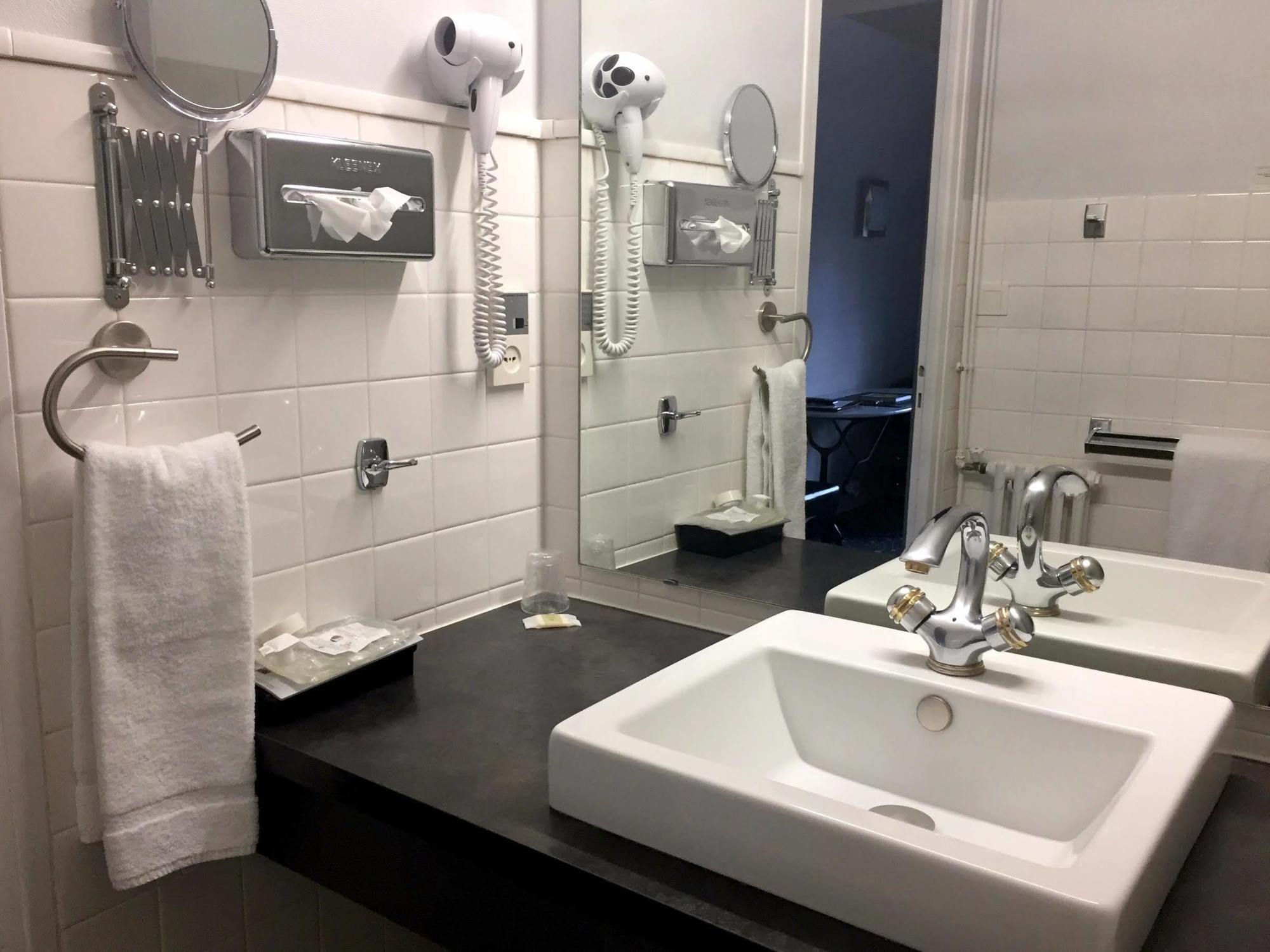 Logis La Thomasse Hotel Aurillac Kültér fotó